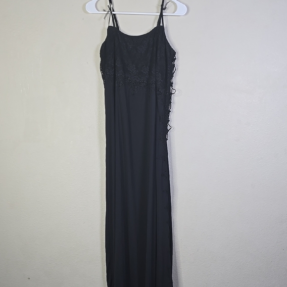 Rhonda Shear Dresses & Skirts - Rhonda Shear Maxi Gown alegant Black Whimsigoth Lace Dress Open Slid 1X.